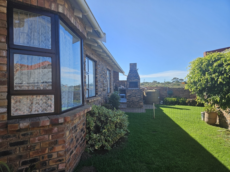 3 Bedroom Property for Sale in C Place Eastern Cape